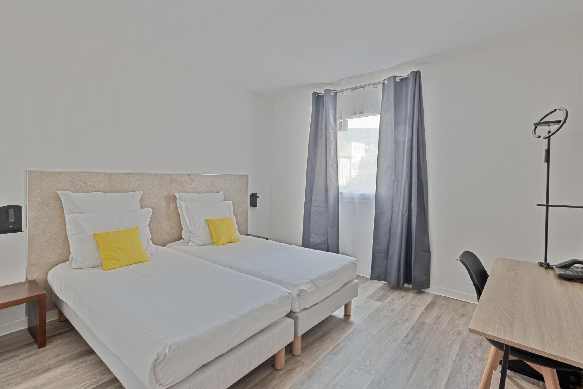 Hotel Provence Draguignan Exterior photo
