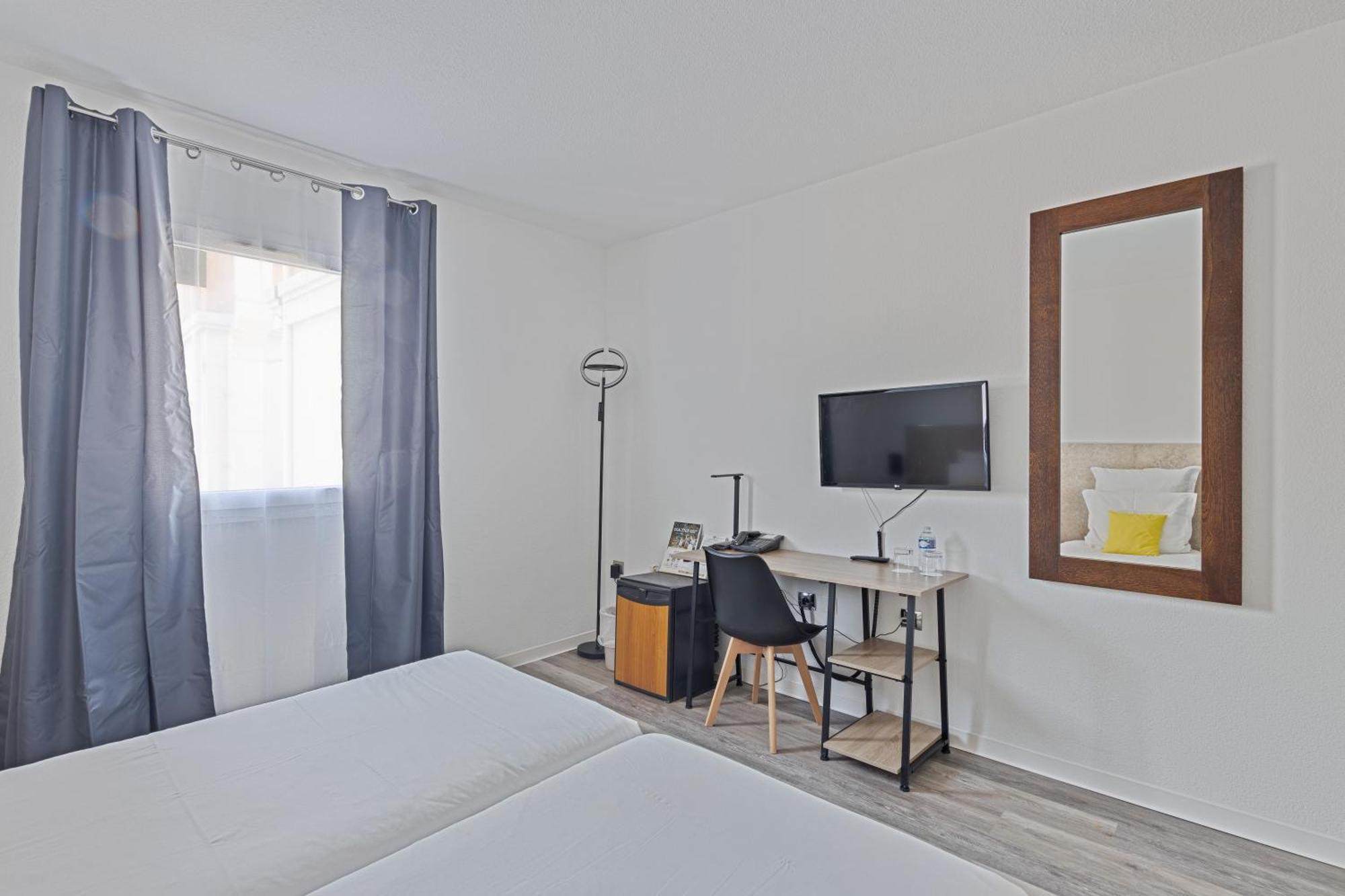 Hotel Provence Draguignan Exterior photo